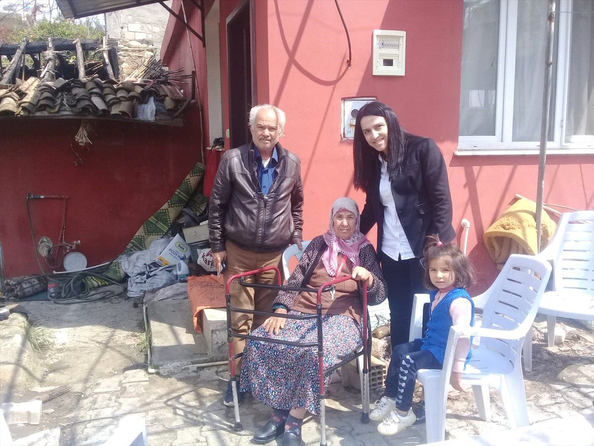 Evi Yanan Havva Nineye Devlet Eli Uzandı