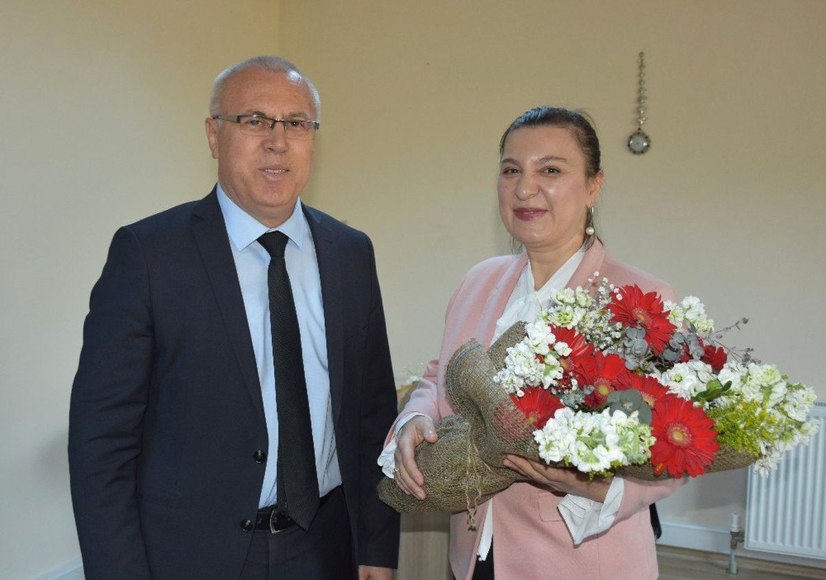 Genel Müdür İçöz\'den Avukatlara Anlamlı Kutlama