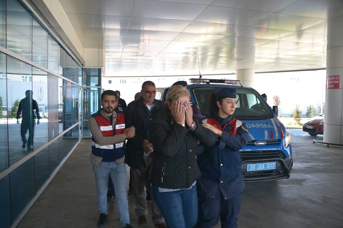 Kırklareli\' de Eş Zamanlı Göçmen Kaçakçılığı Operasyonu