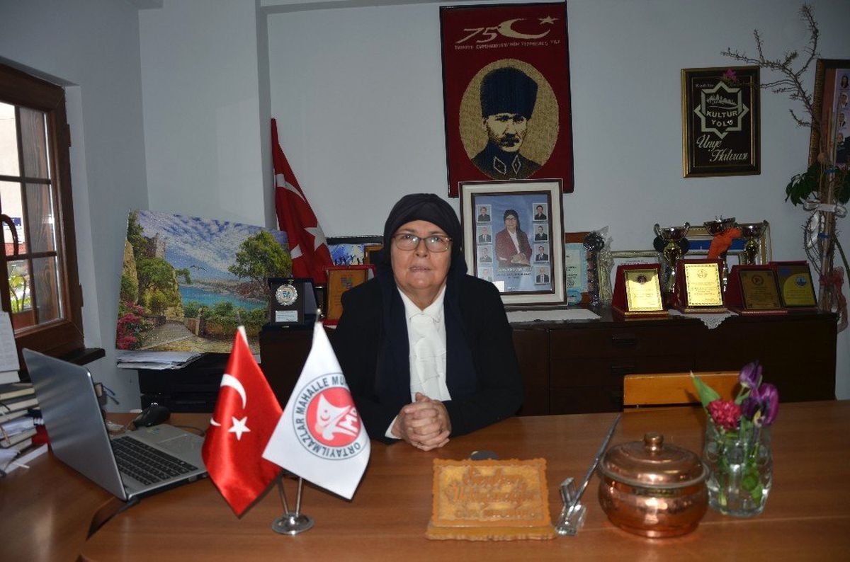Mahallesinin \'Seyhan Abla\'sı