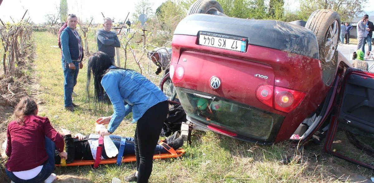 Manisa\'da Trafik Kazası: 7 Yaralı
