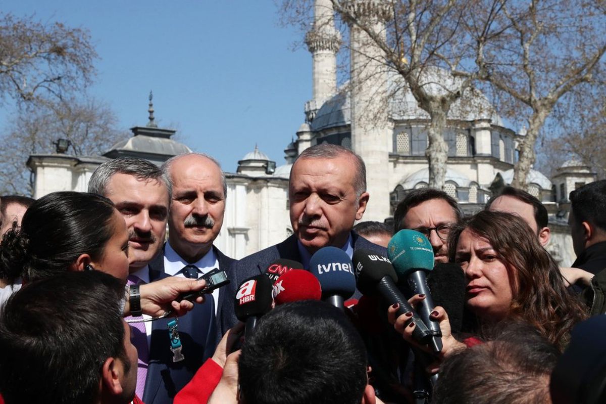 Sen Mazbatını Aldın mı? Orada Protokol Nedir Bilmiyorsun"