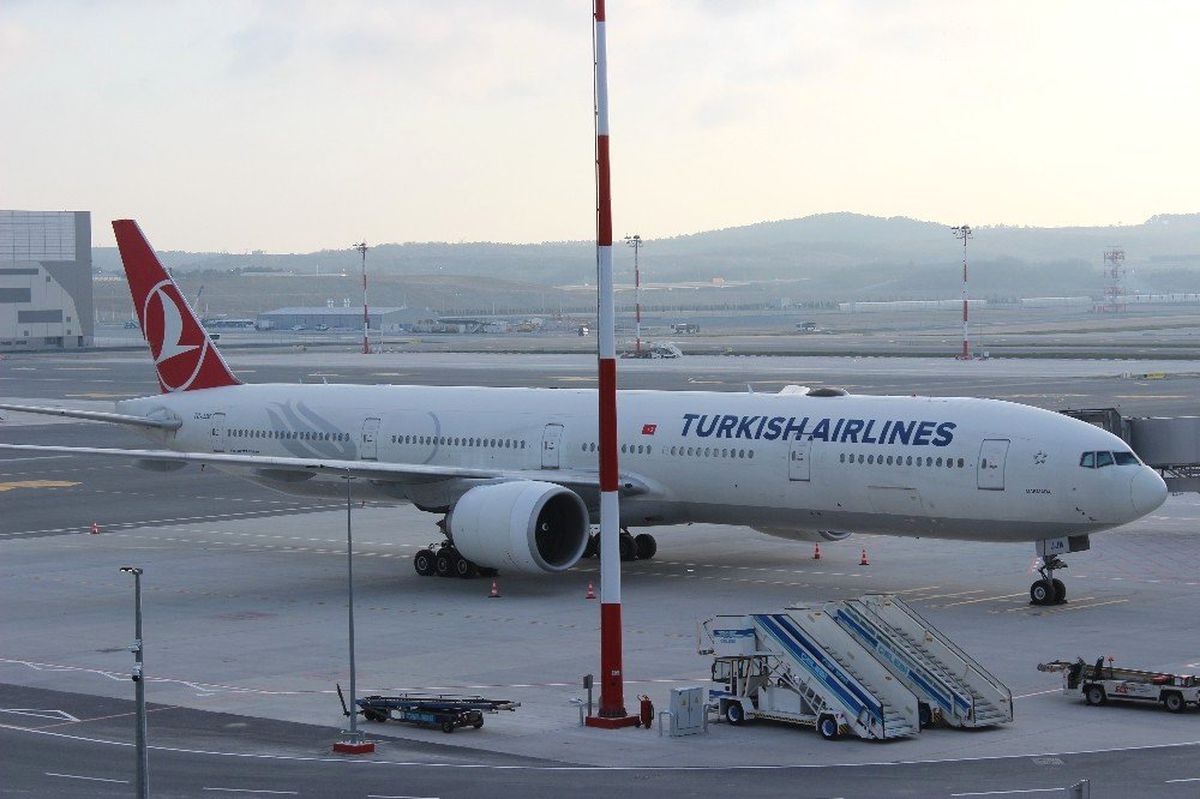 THY\'nin 35 Yolcusuz Uçağı İstanbul Havalimanı\'na Ulaştı