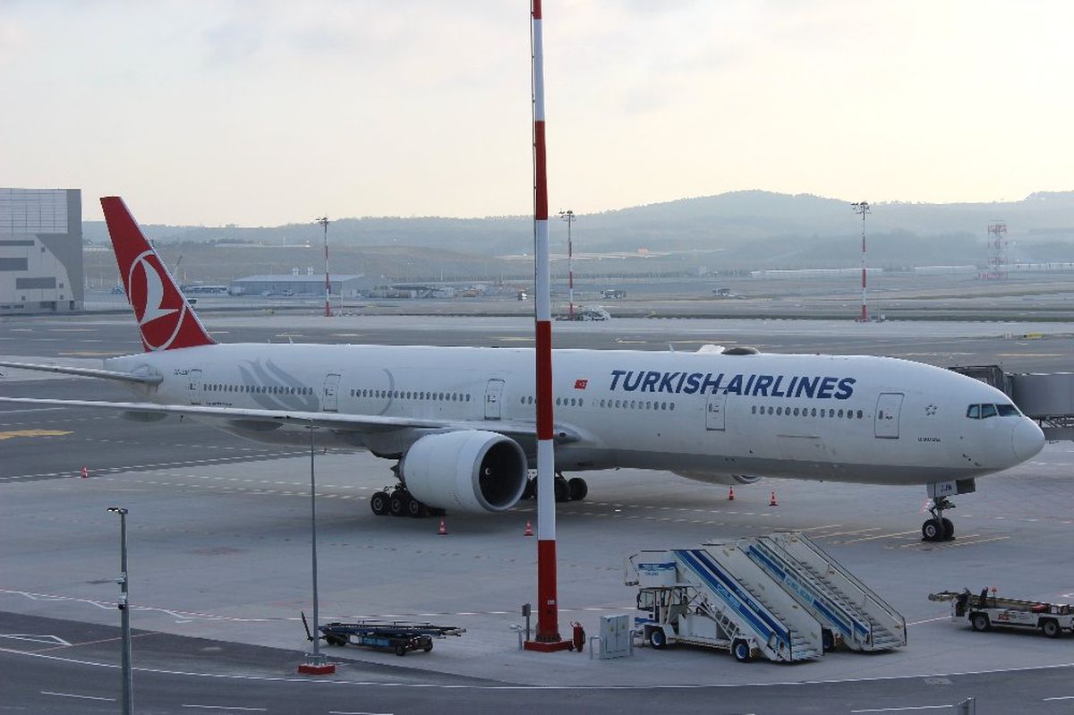 THY\'nin 35 Yolcusuz Uçağı İstanbul Havalimanı\'na Ulaştı