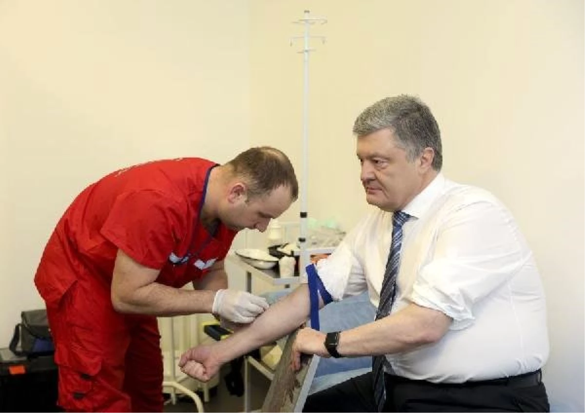 Ukrayna\'da Başkan Adayları Alkol ve Uyuşturucu Testinden Geçti