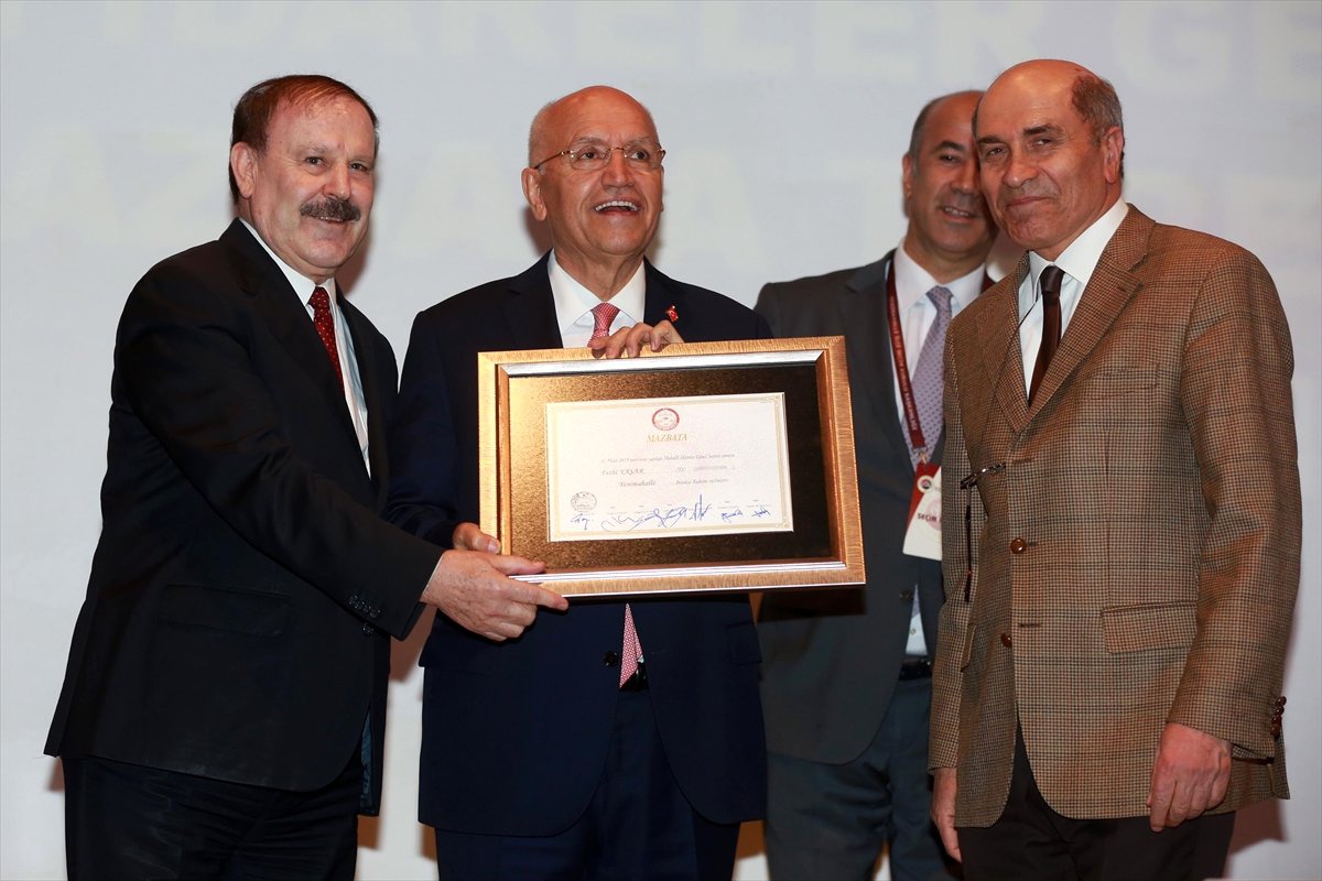 Yenimahalle Belediye Başkanı Yaşar Mazbatasını Aldı
