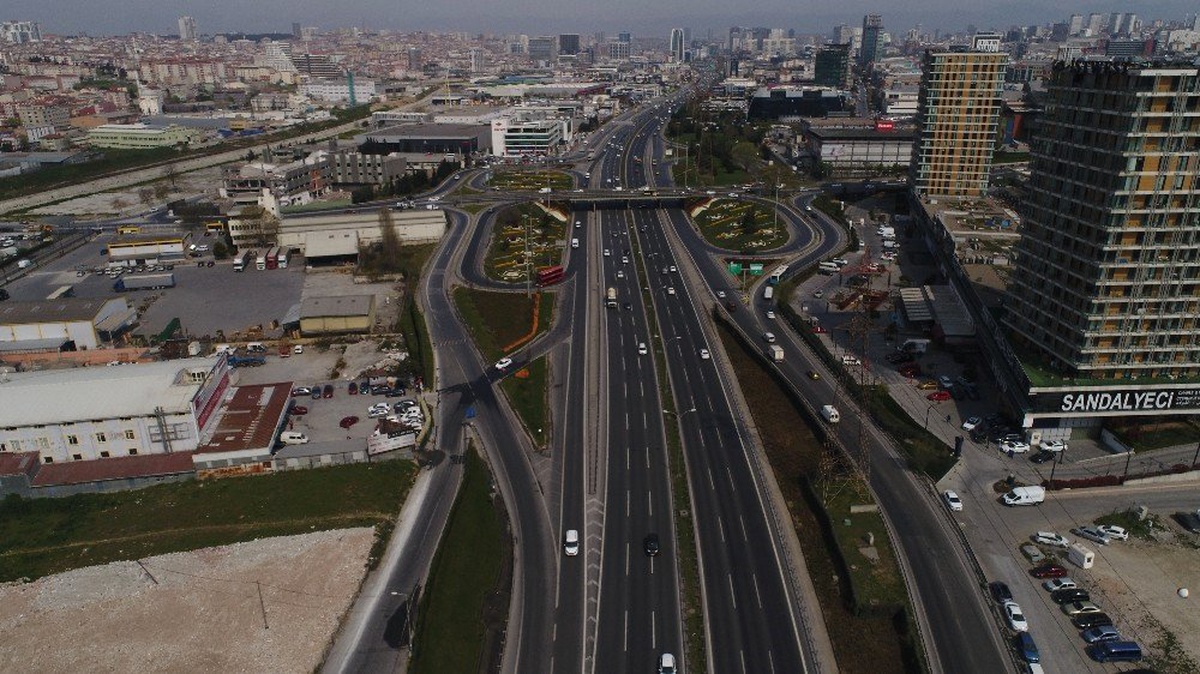 Büyük Göç\' Nedeniyle Kapatılan Tüm Yollar Açıldı