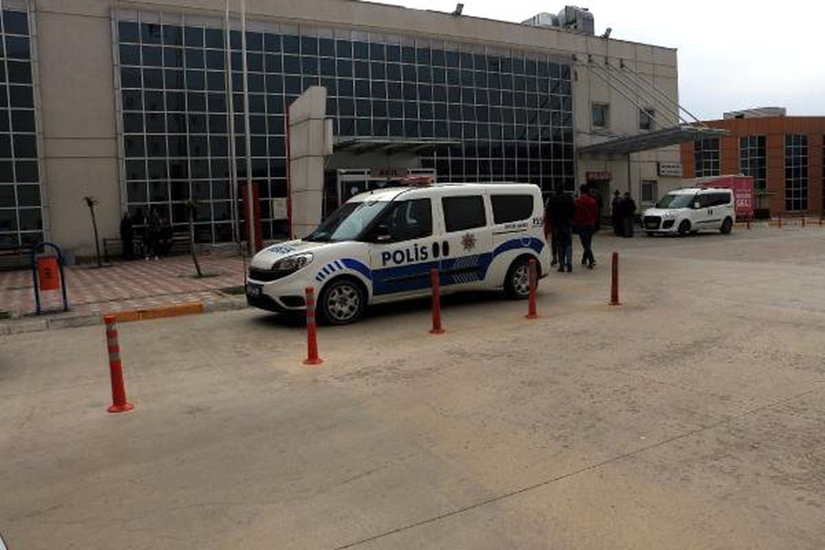 Çayda Boğulma Tehlikesi Geçiren 3 Kadını, Çevredekiler Kurtardı