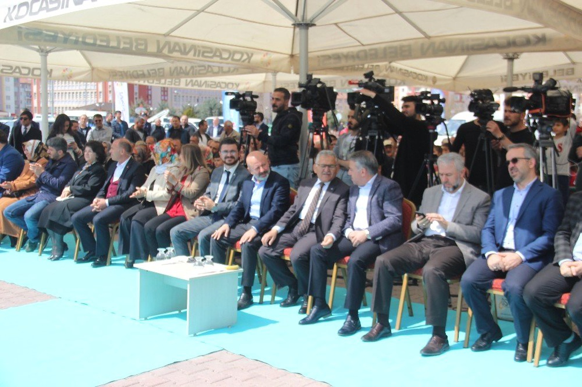 Çolakbayrakdar: "Kocasinan Bölgesinde Hız Kesmeden Çalışmalarımıza Devam Edeceğiz"
