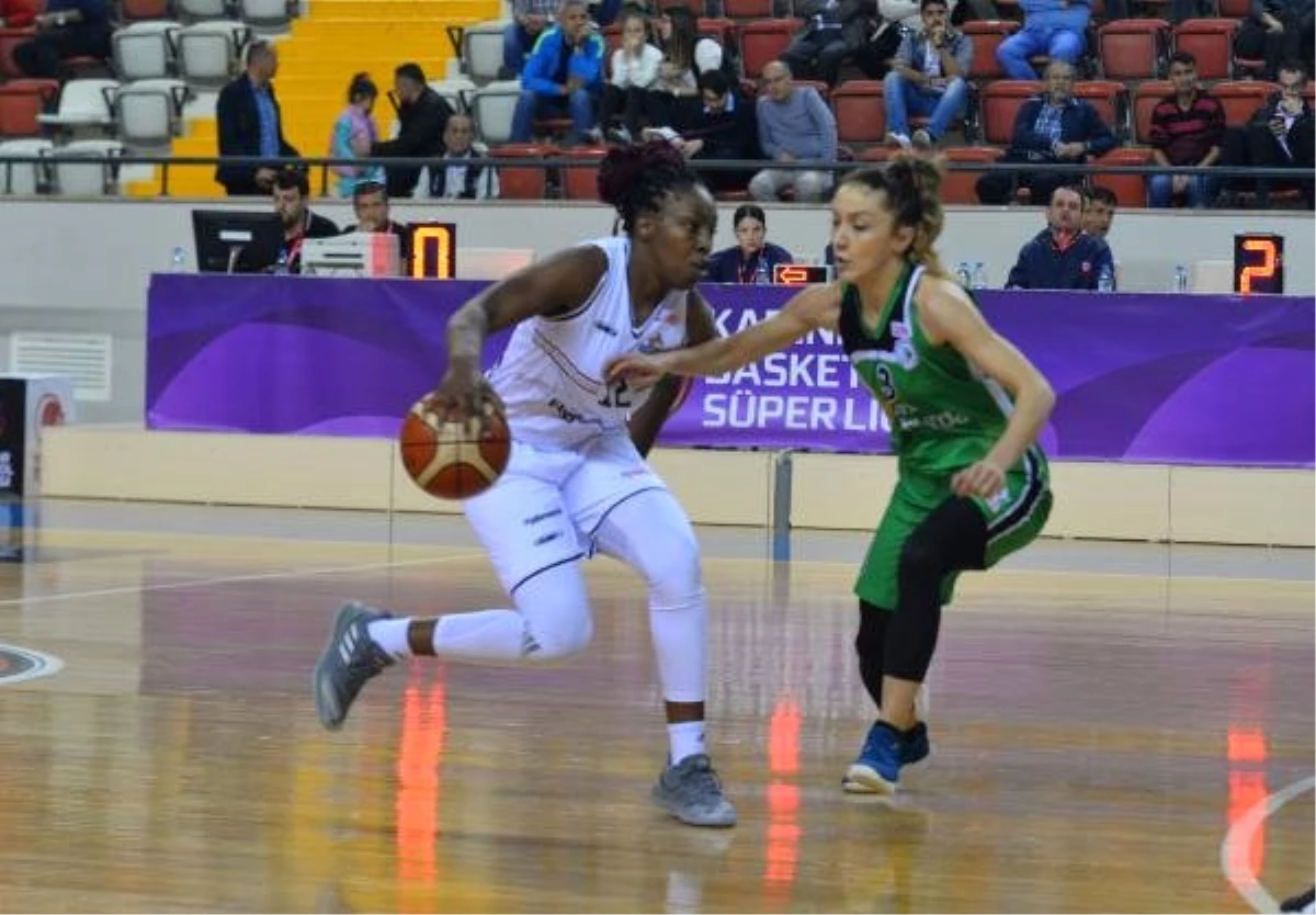 Çukurova Basketbol - İzmit Belediye Spor: 85-74
