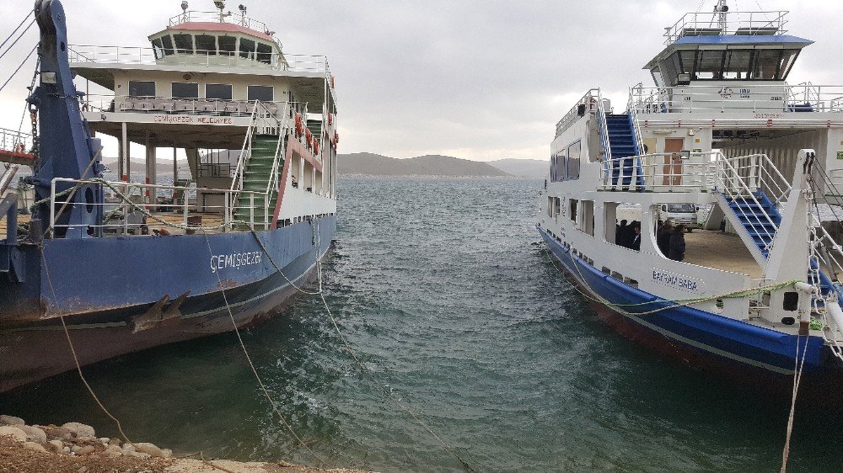 Elazığ-Çemişgezek Arası Feribot Seferi Arttırıldı
