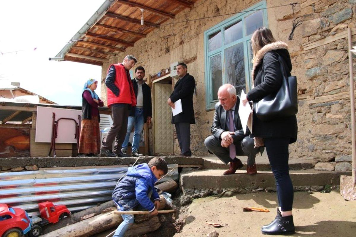 Elazığ\'da Depremzedelere Psikososyal Destek