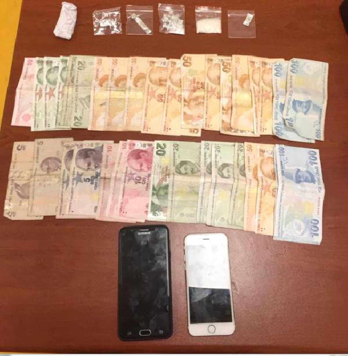 Gaziantep\'te Uyuşturucu Ticaretine 2 Tutuklama