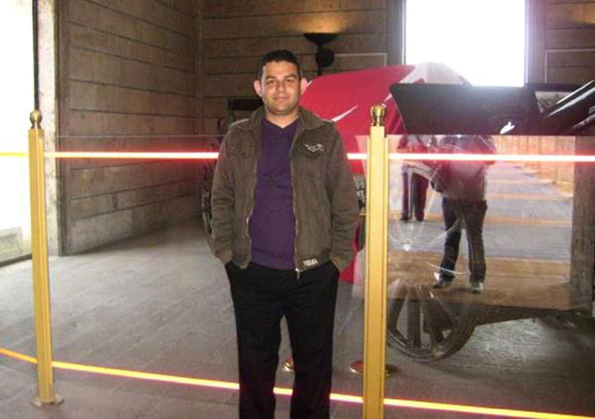 Halı Sahada Kalp Krizi Geçirip, Öldü