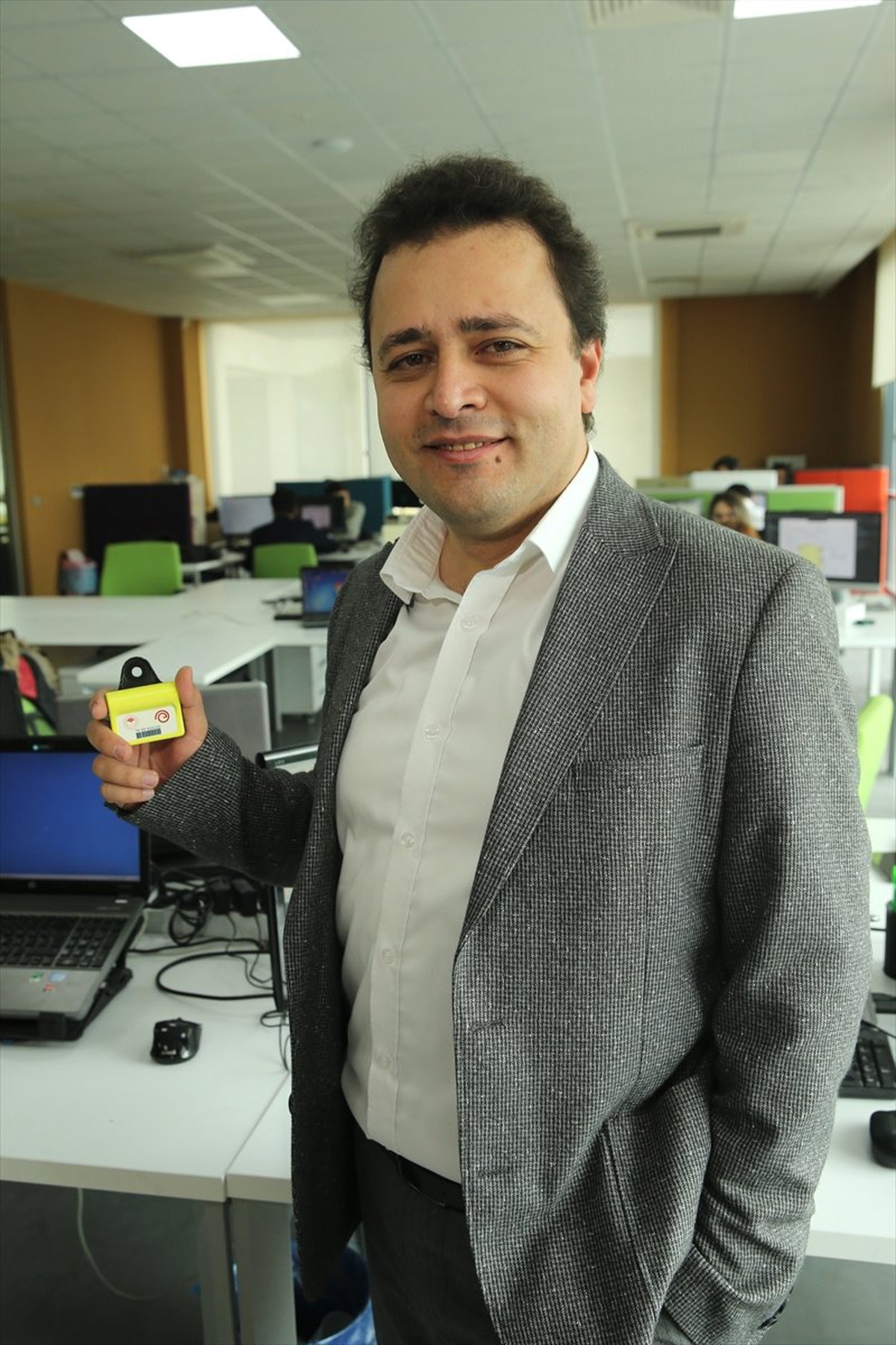 Hayvancılıkta Yerli "Online" Takip Sistemi