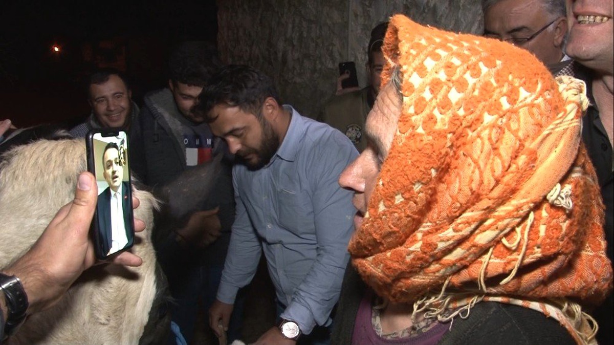 İneğinin Arkasından Gözyaşı Döken Nine İçin Bakanlık Harekete Geçti