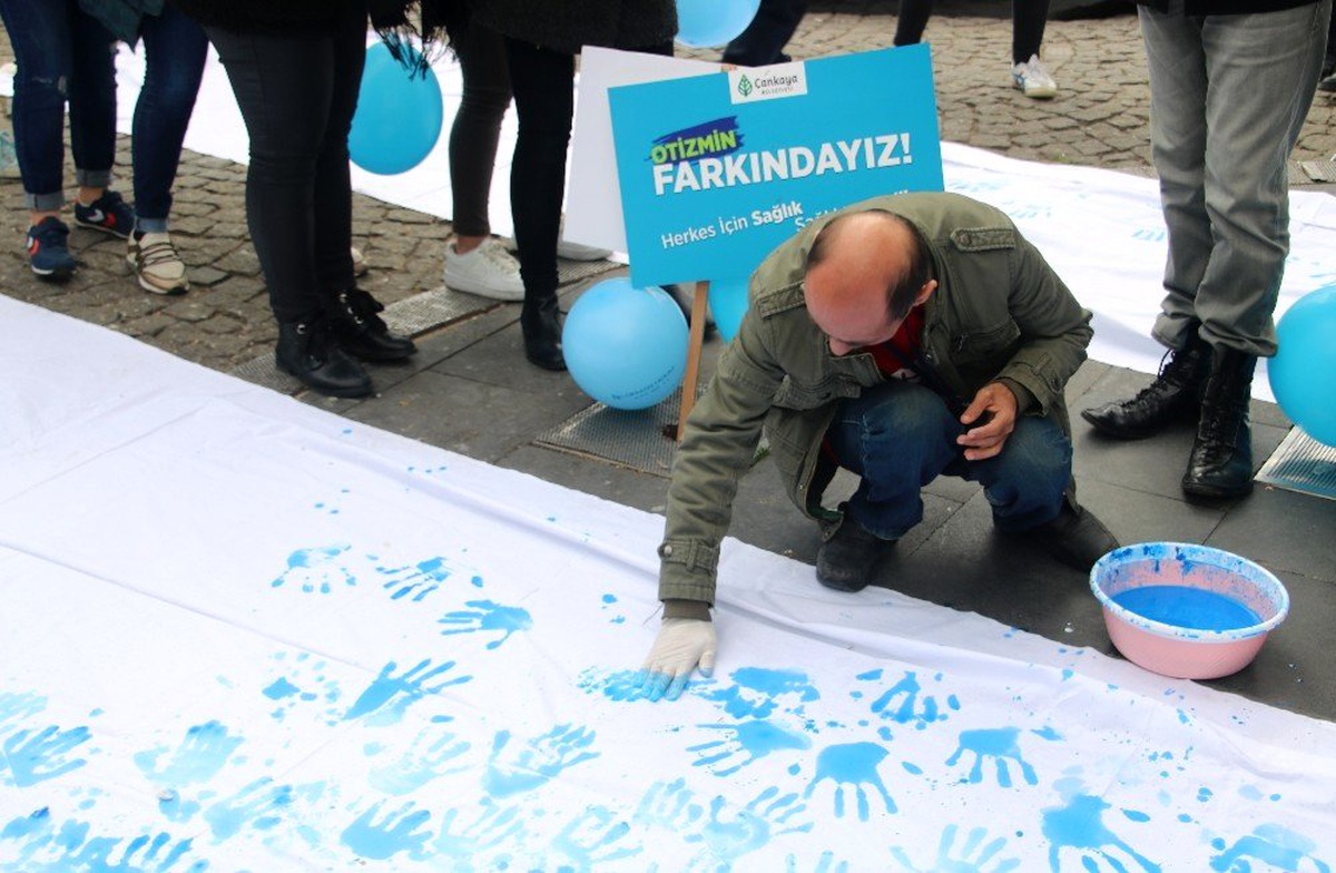Kuğulupark\'ta "Otizm Farkındalık Ayı" Etkinliği