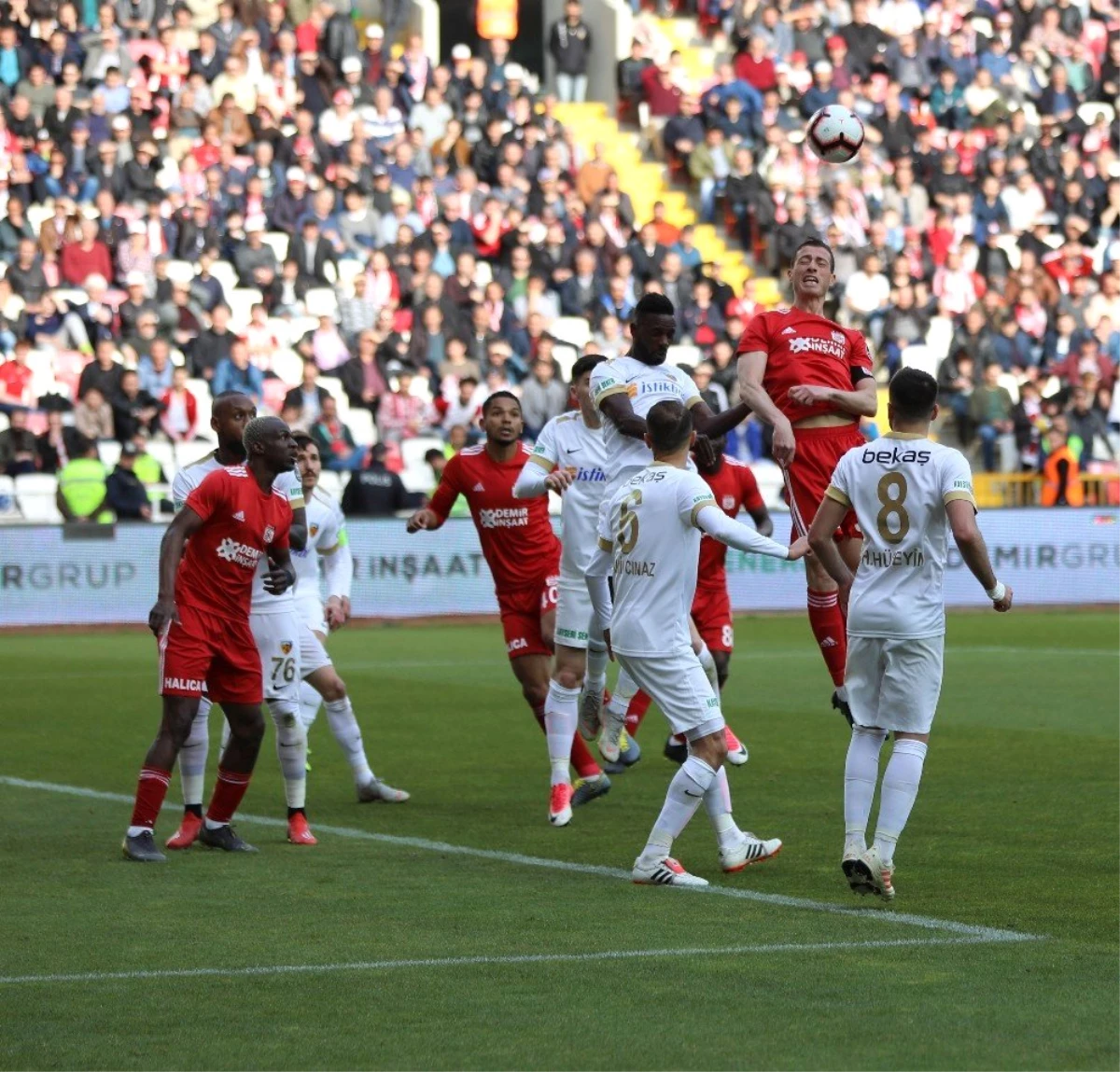 Spor Toto Süper Lig: Demir Grup Sivasspor: 1 - İstikbal Mobilya Kayserispor: 3 (Maç Sonucu)