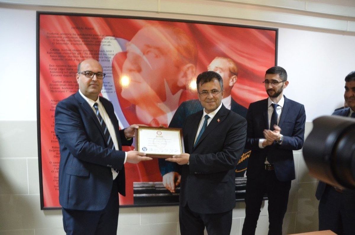 Taşköprü Belediye Başkanı Çatal, Mazbatasını Aldı