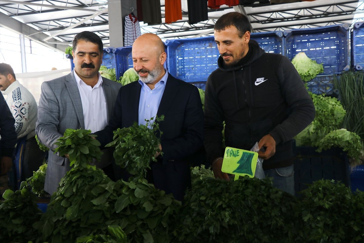 Zümrüt Mahallesi\'ne Yeni Kapalı Semt Pazarı