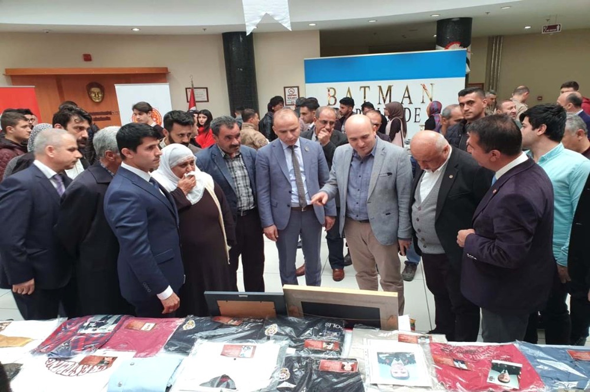 Batman\'da 205 Şehidin Emanetleri Sergilendi