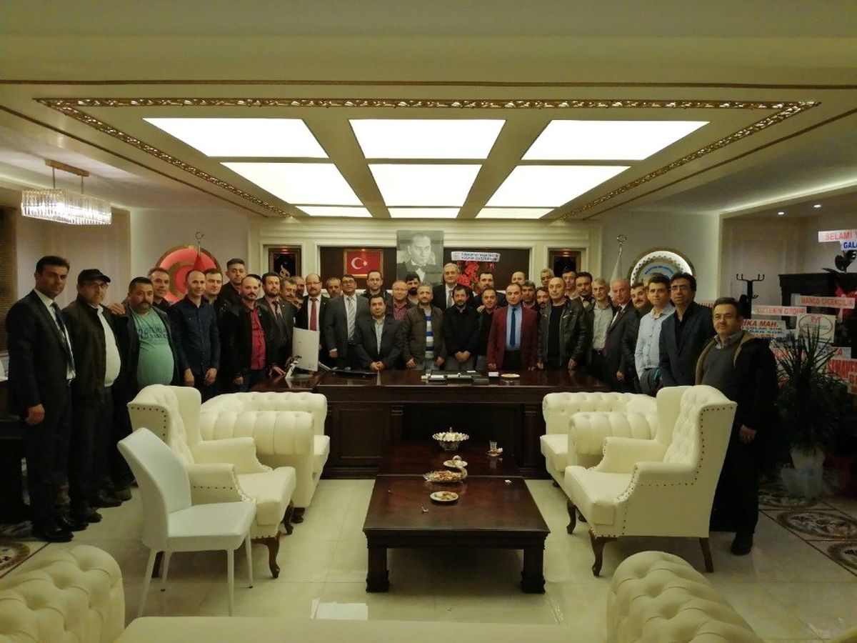 Bozüyüklü Eyt\'lilerden Başkan Bakkalcıoğlu\'na \'Hayırlı Olsun\' Ziyareti