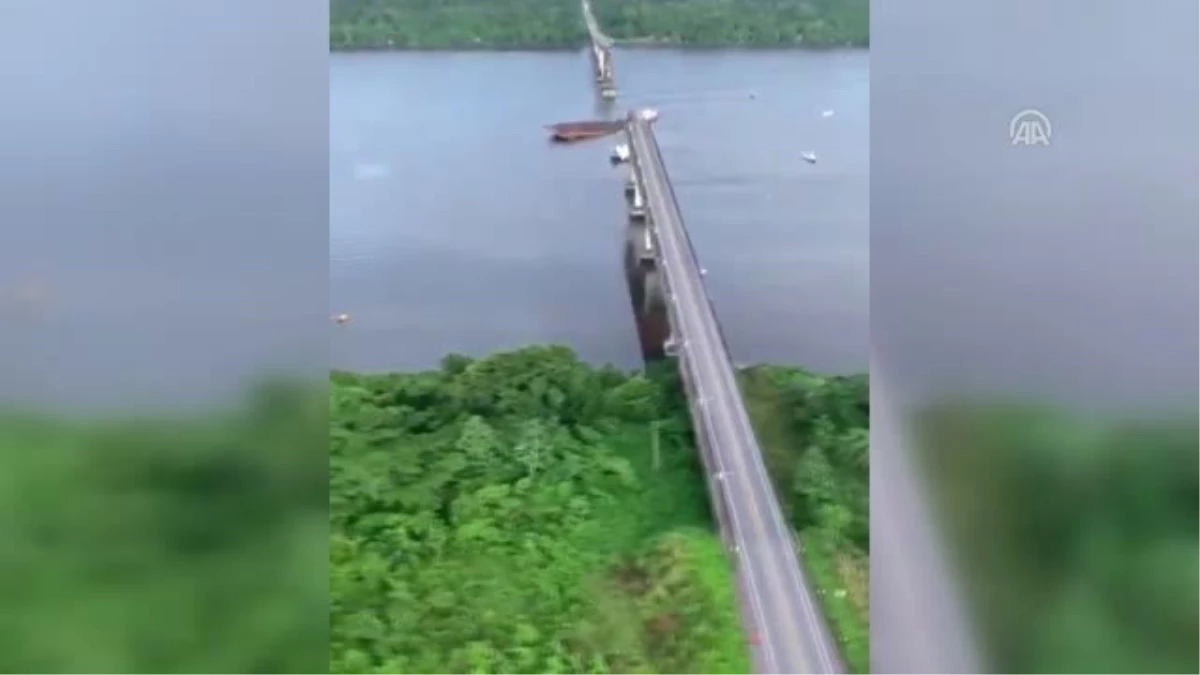 Brezilya\'da Feribot Köprüye Çarptı