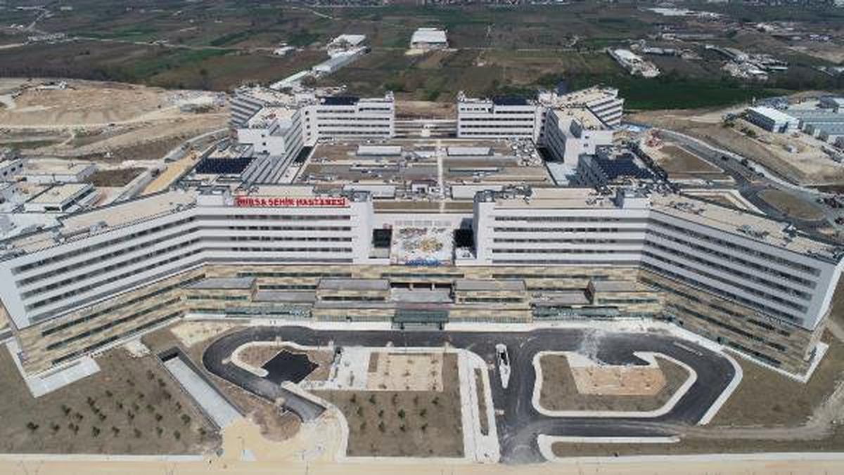 Bursa Şehir Hastanesi\'nin Yüzde 94 Tamamlandı