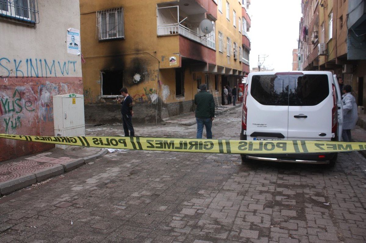Diyarbakır\'da Patlama: 1 Ağır Yaralı
