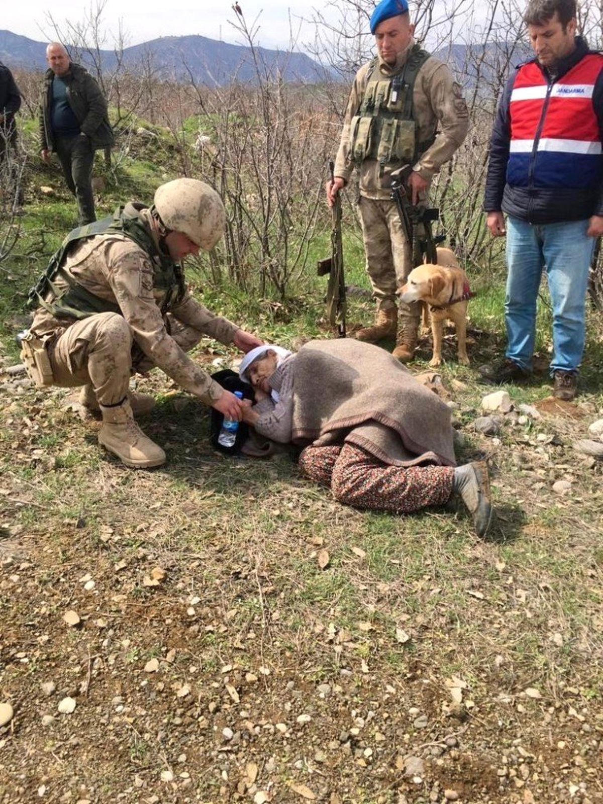 Elazığ\'da Kaybolan Yaşlı Kadın 16 Saat Sonra Bulundu