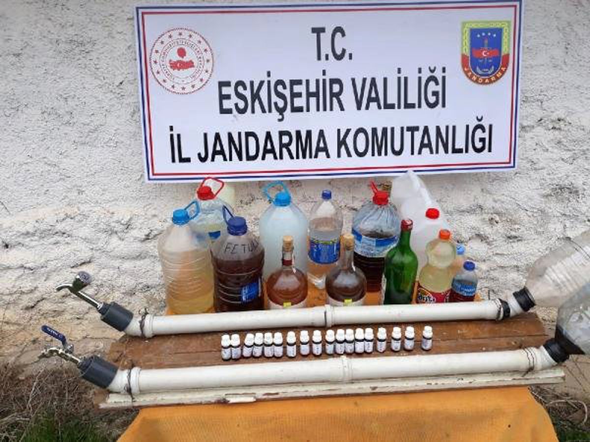 Eskişehir\'de Sahte İçki Operasyonu: 2 Gözaltı