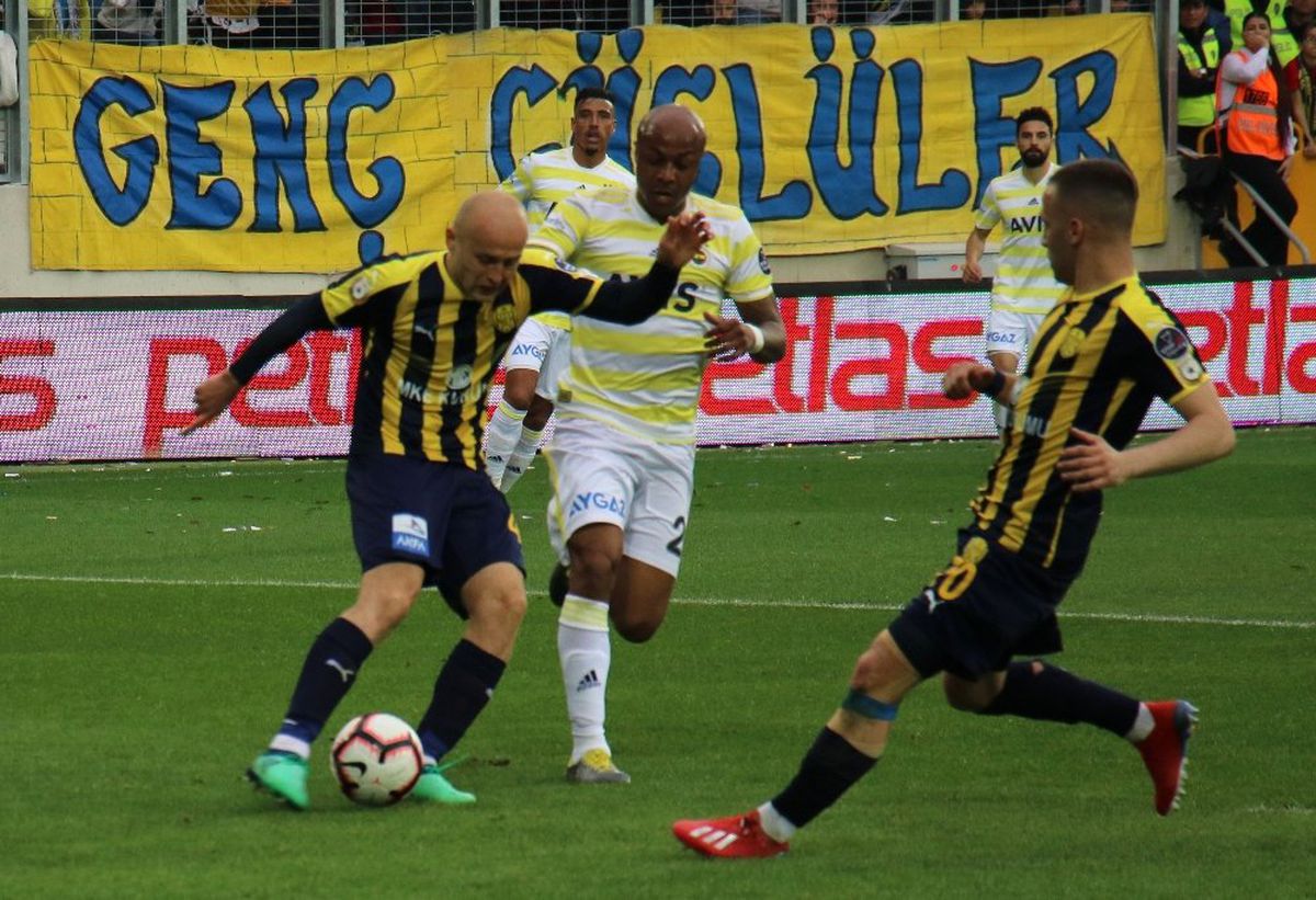 Fener Ankara\'da Yara Aldı