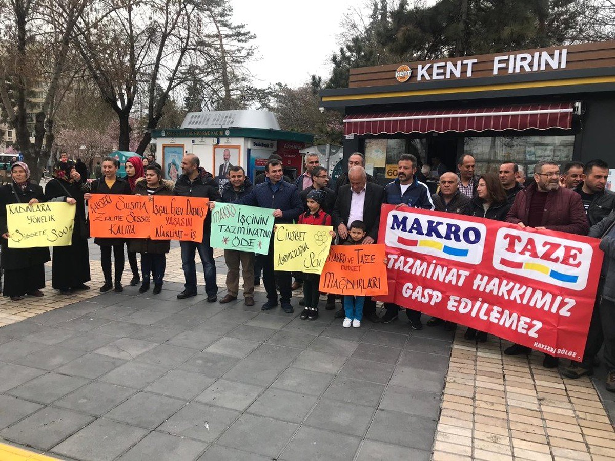Makro Market\'te İşten Çıkarılan İşçiler Tazminatlarını İstedi