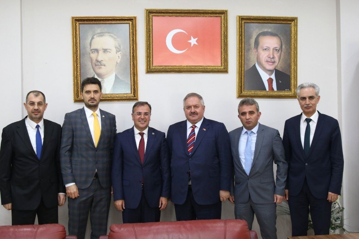 Nursaçan\'dan Başkan Özdoğan\'a Hayırlı Olsun Ziyareti
