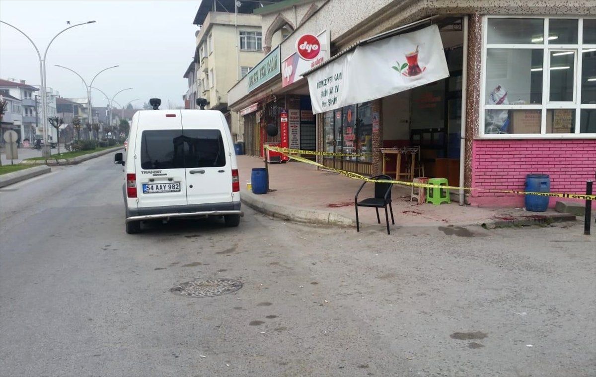 Sakarya\'da Bıçaklı Saldırı: 1 Ölü