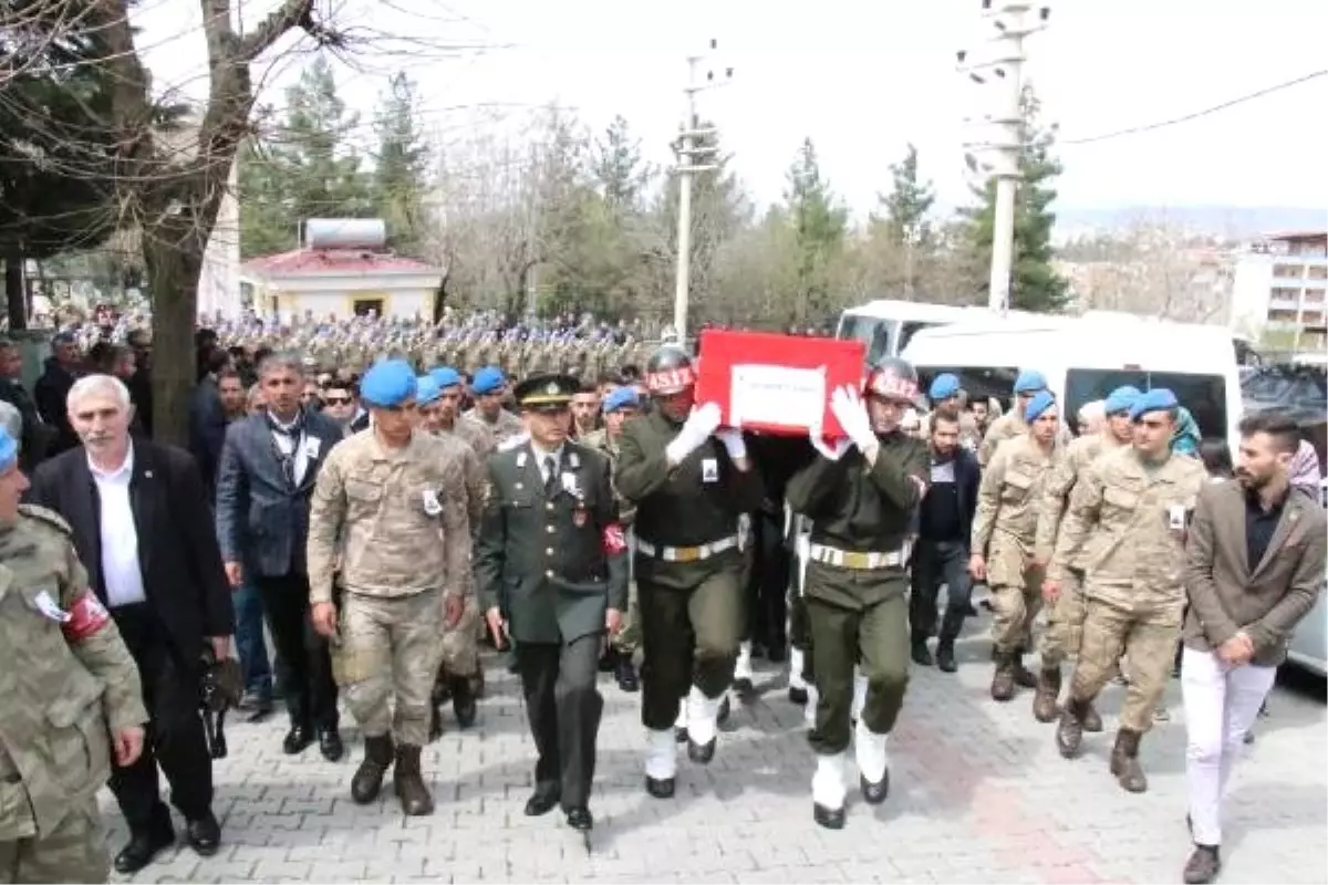 Şehit Er Mehmet Kaya, Son Yolculuğuna Uğurlandı