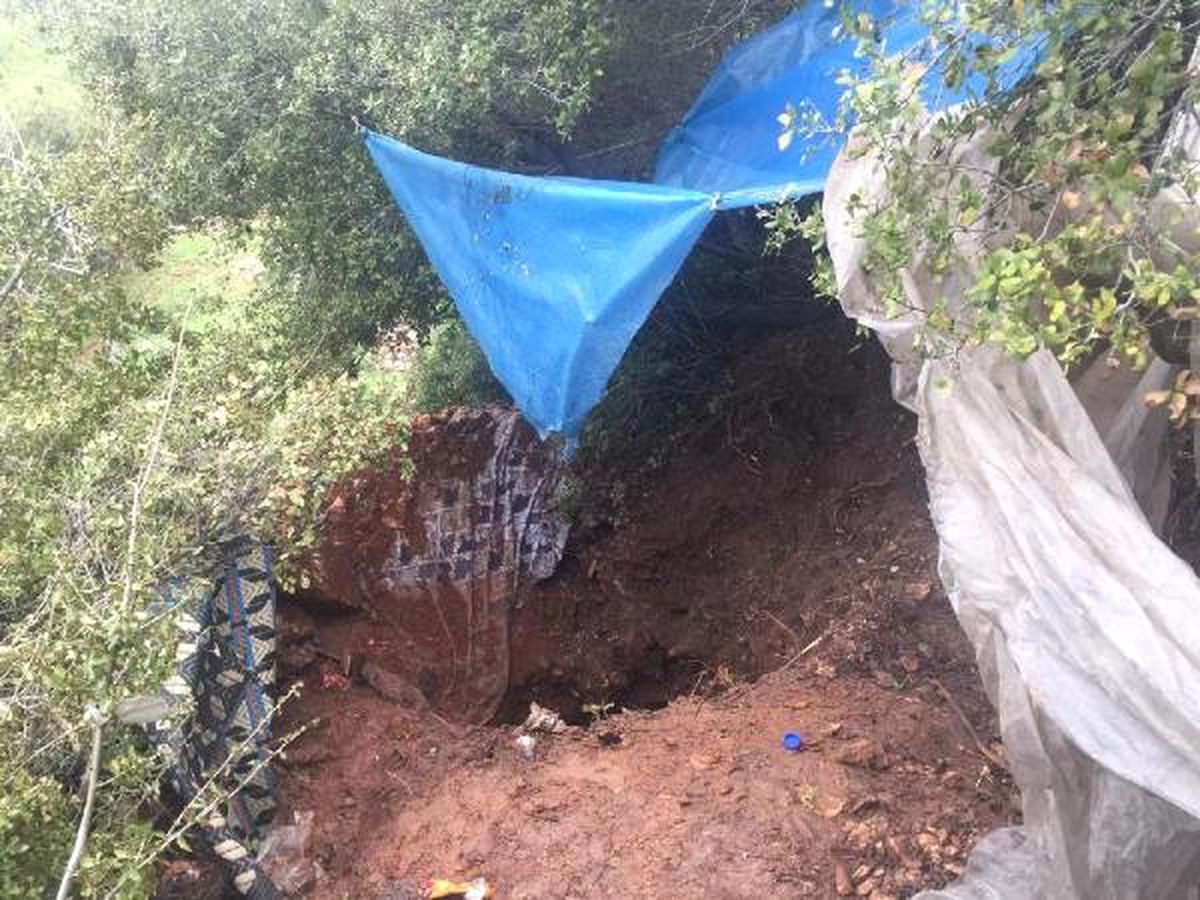 Sera Süsü Verip Define Ararken Jandarmaya Yakalandılar