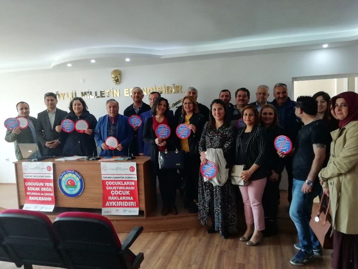 Silifke\'de Tarımda Çocuk İşçiliğinin Önlenmesi İçin Eğitim Verildi