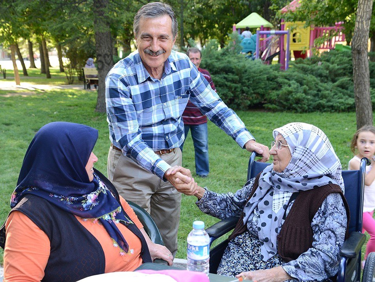 Sosyalleşmenin Adresi Deneyimli Kafe