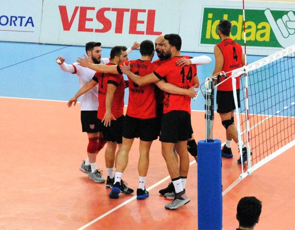 Voleybol 1. Lig Erkekler: Alanya Belediyespor: 2 - Sorgun Belediyespor: 3