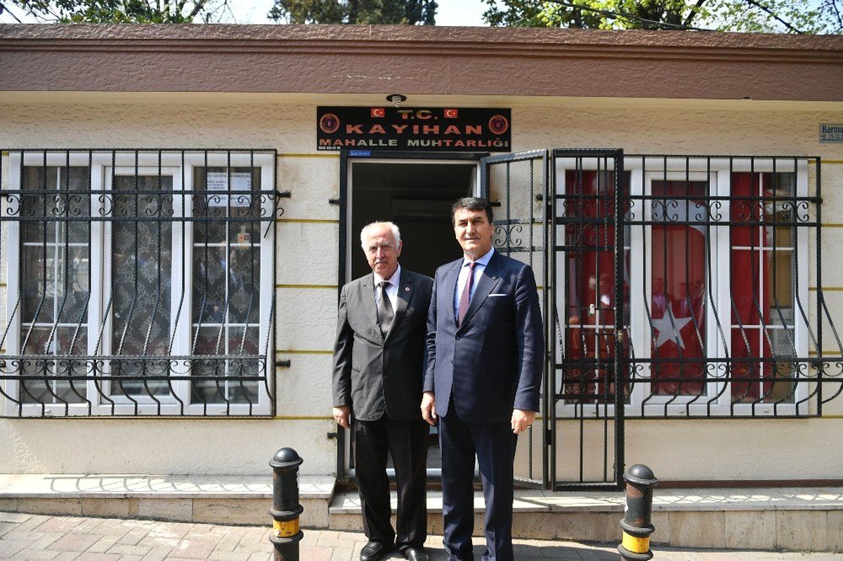 Yarım Asırdır Muhtarlık Yapıyor, Koltuğu Yine Kaptırmadı