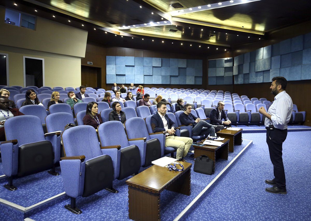 Aa ve Tika İş Birliğiyle Düzenlenen "Enerji Muhabirliği Eğitimi" Başladı