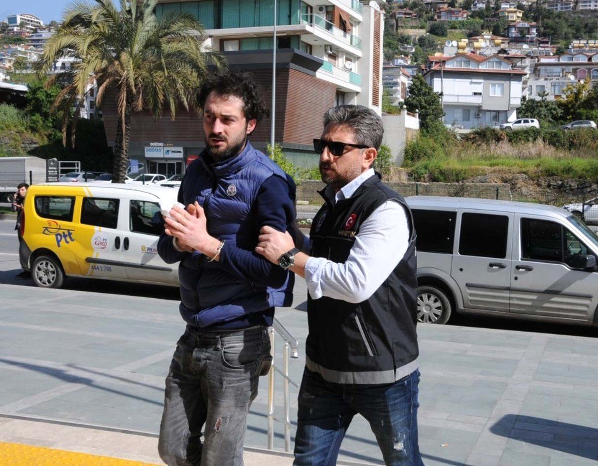 Alanya\'da Gençleri Zehirleyen Eroin Taciri Yakalandı