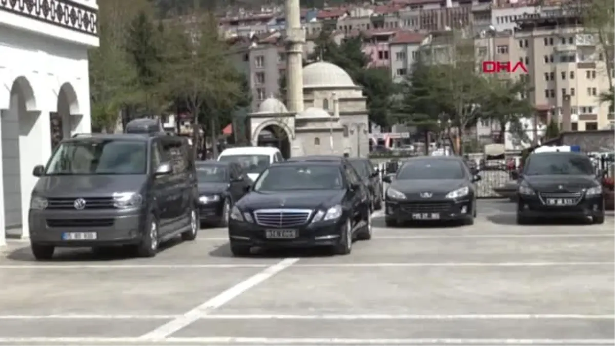 Amasya Yeni Belediye Başkanı, Birim Müdürlerinin Makam Araçlarını Kaldırdı