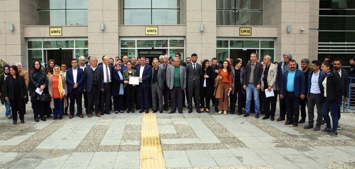 Batman\'da Hdp\'li Demir Mazbatasını Aldı