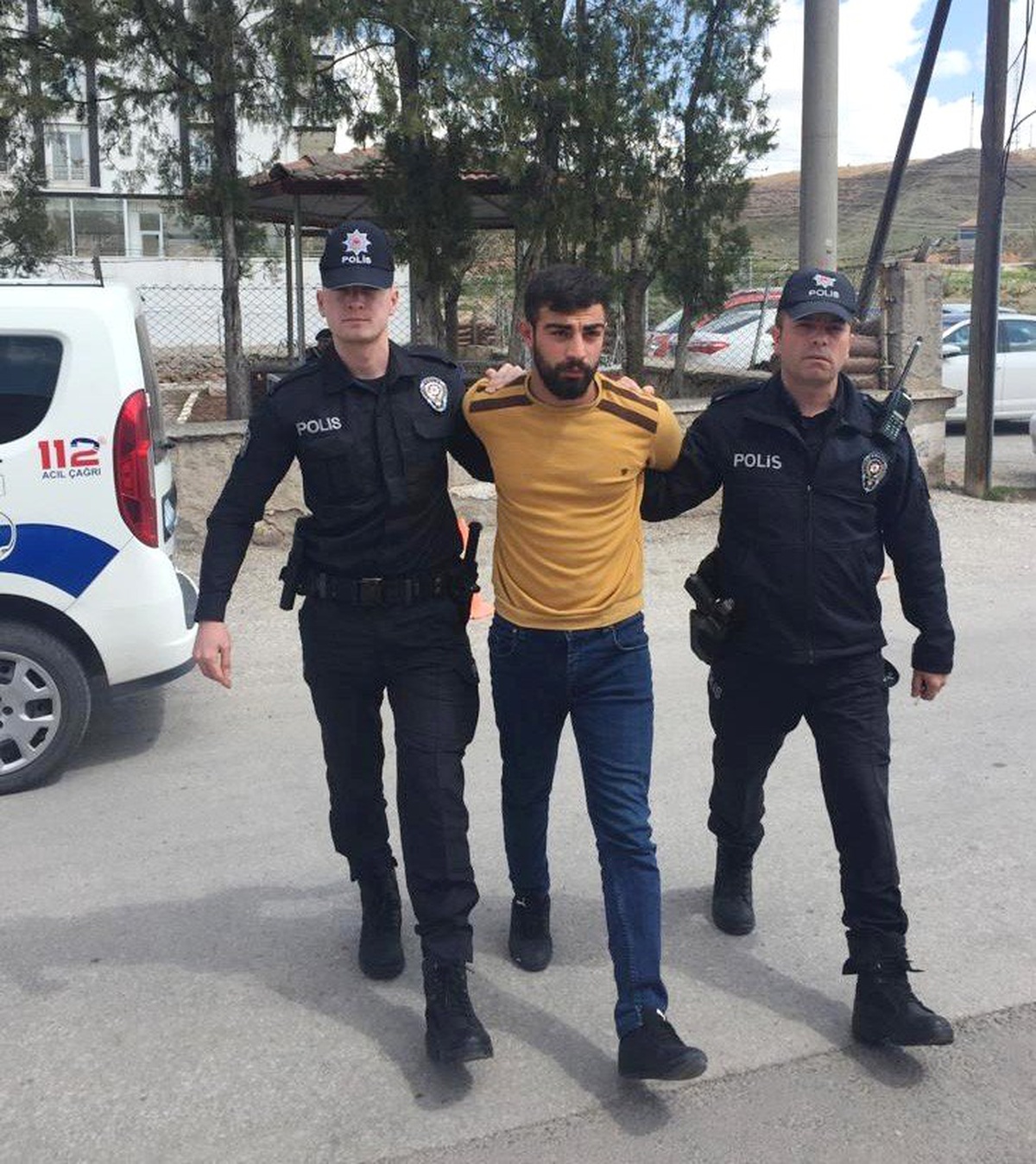 Bekçiye Bıçak Çeken Şahıs Tutuklandı