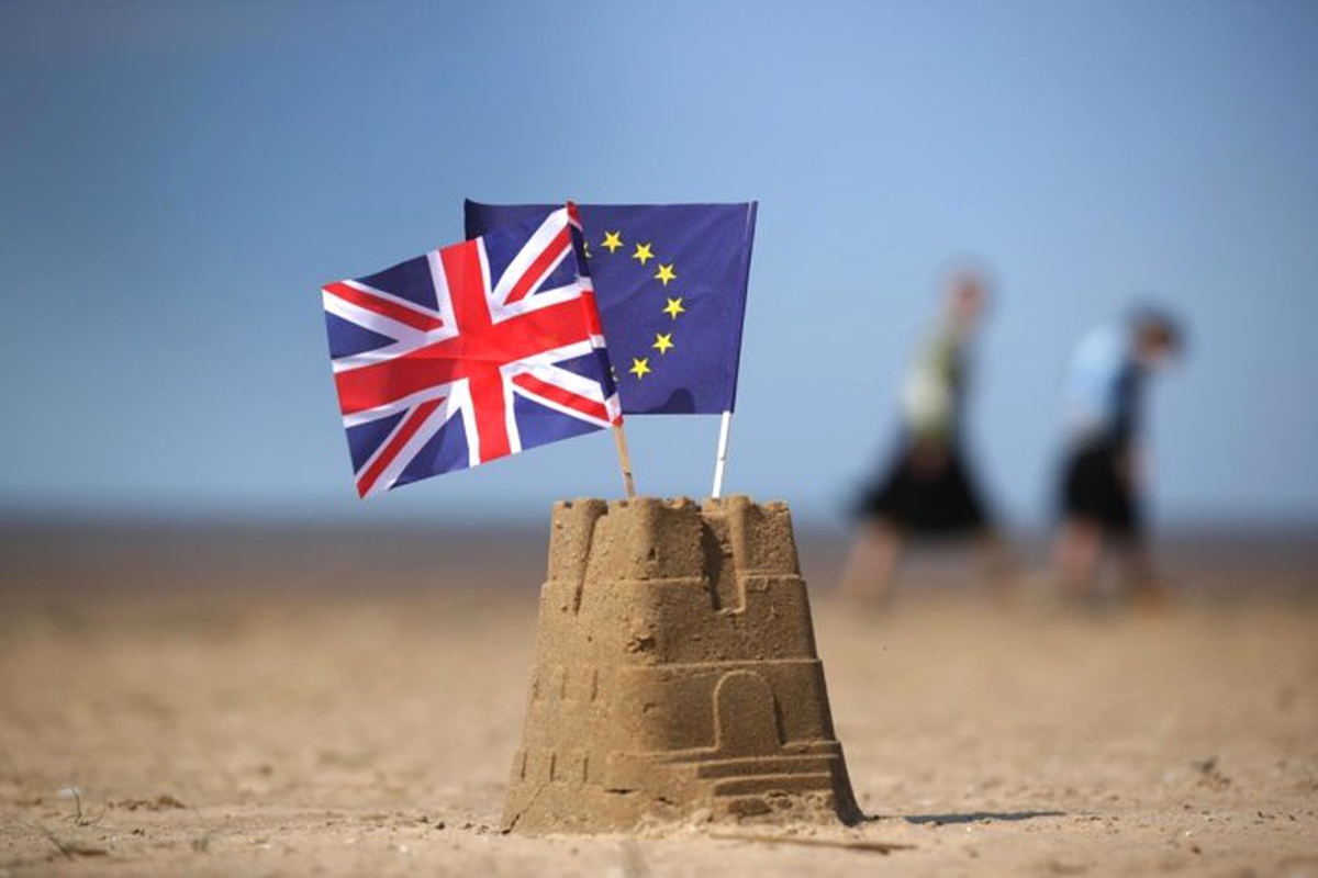 Brexit yorgunu İngilizler güçlü lider istiyor