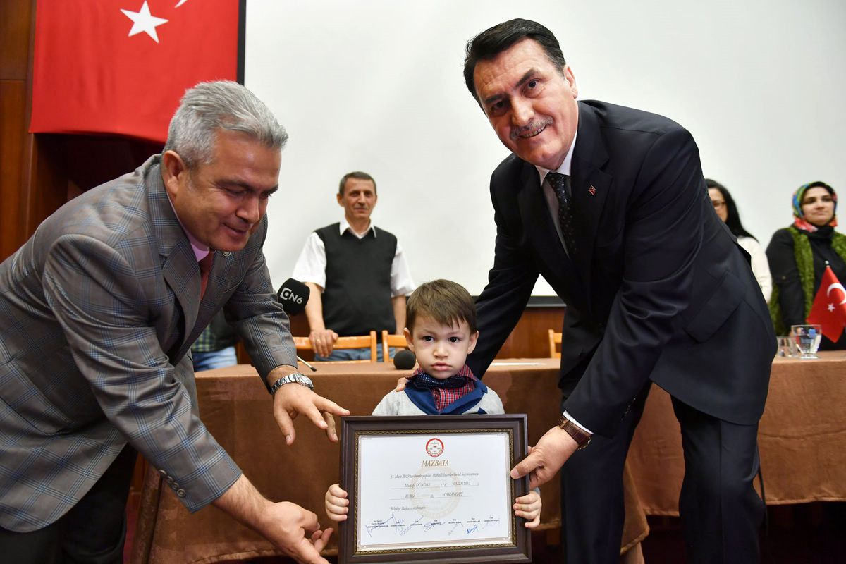 Dündar, Mazbatasını Aldı