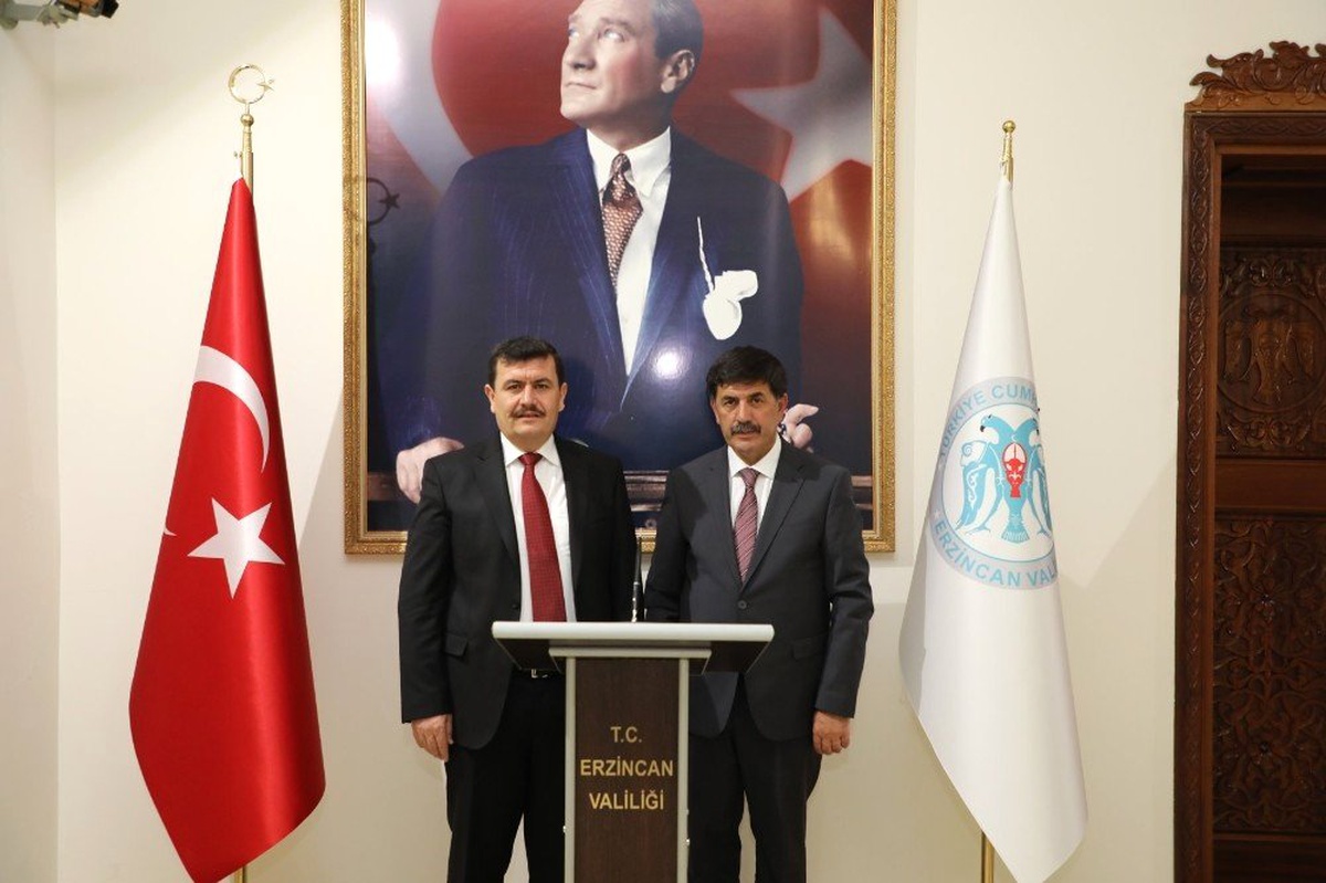 Erzincan\'ın Yeni Belediye Başkanı Bekir Aksun\'dan, Vali Arslantaş\'a Ziyaret