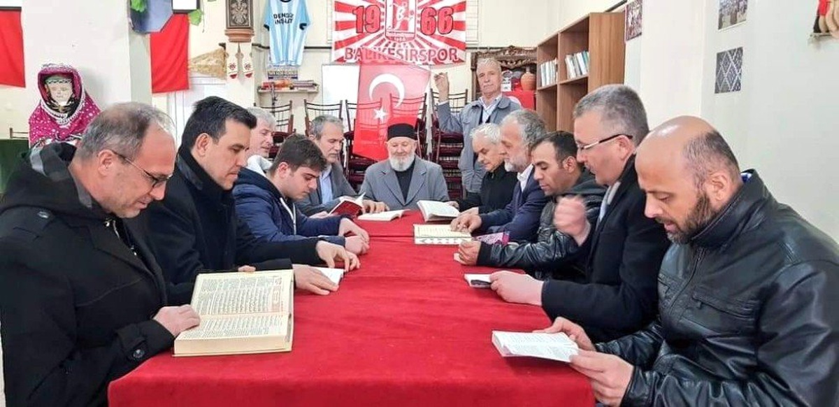 Esgin\'in \'Kitap Candır\' Projesi Hızla Yayılıyor